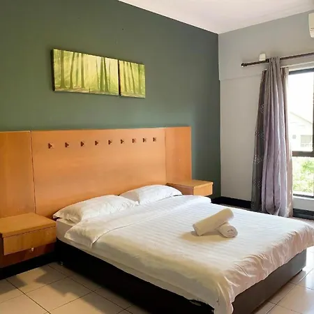 Marina Court Vacation Home 3 Bedrooms - Kota Kinabalu Exterior photo