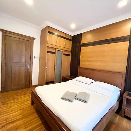 Marina Court Vacation Home 3 Bedrooms - Kota Kinabalu Exterior photo