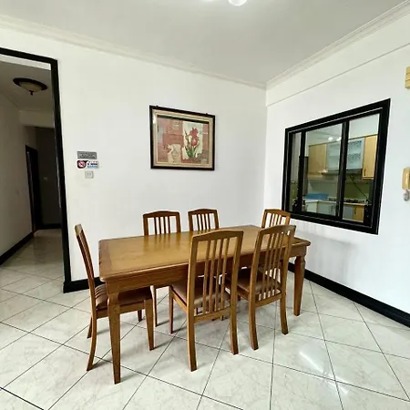 Marina Court Vacation Home 3 Bedrooms - Kota Kinabalu Exterior photo